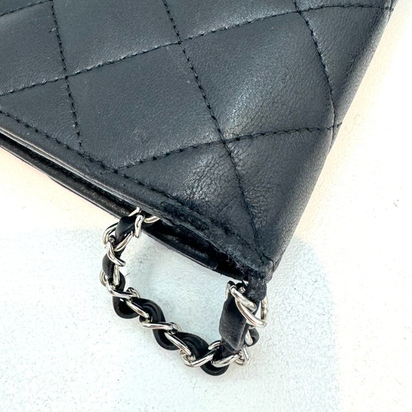 Auth Chanel Wallet With Added Chain - Picture 12 of 16